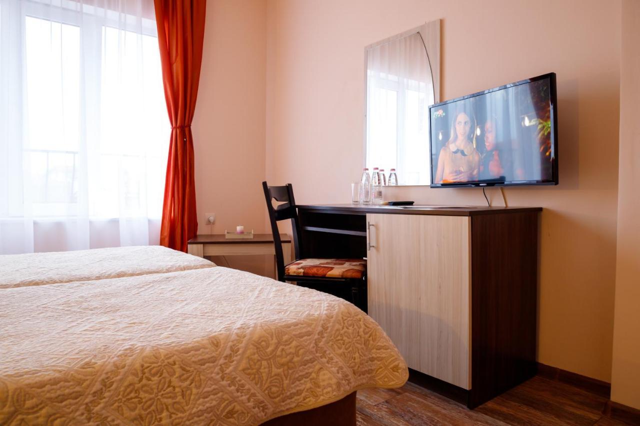 Villa Gamma Pavel Banya Bagian luar foto